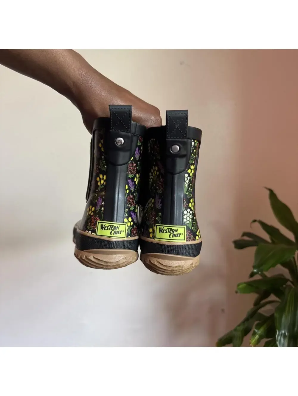 Western Chief Floral cottagecore Chelsea Rain Boots Womens US 8